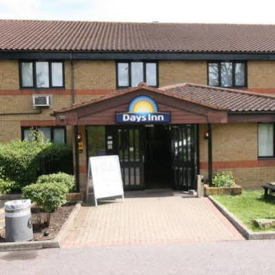 Days Inn By Wyndham London Stansted Airport Birchanger Екстериор снимка